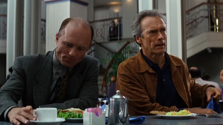 Eastwood and Harris eating