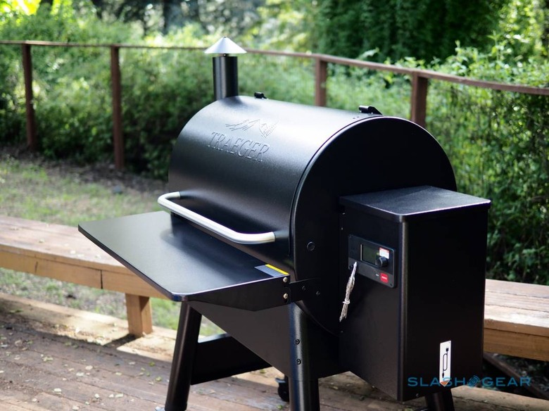 Traeger Pro Series 780 Best Pellet Grill in Black