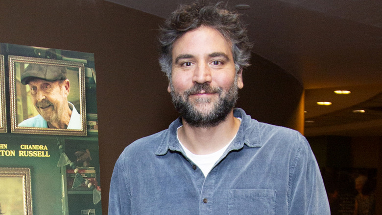 Josh Radnor smiling at the 'All Happy Families' New York Premiere
