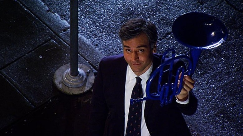 Ted Mosby holding up blue trumpet in How I Met Your Mother (2005)