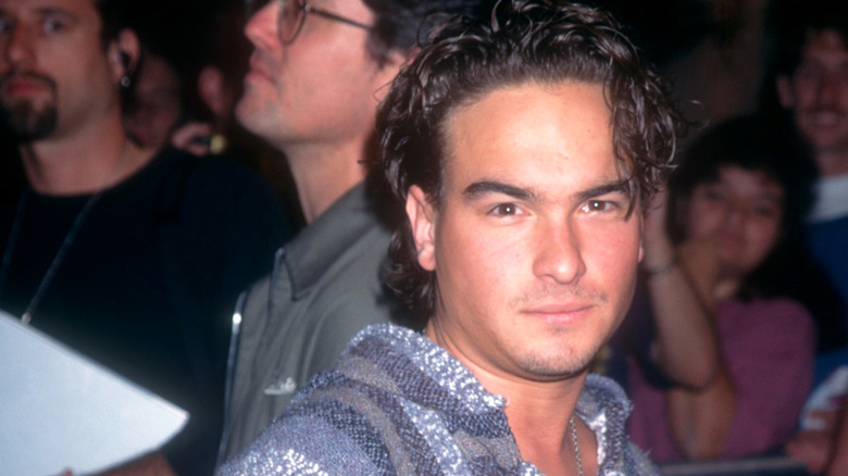 Johnny Galecki in a crowd