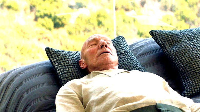Picard dying in Star Trek: Picard (2020 - 2023)