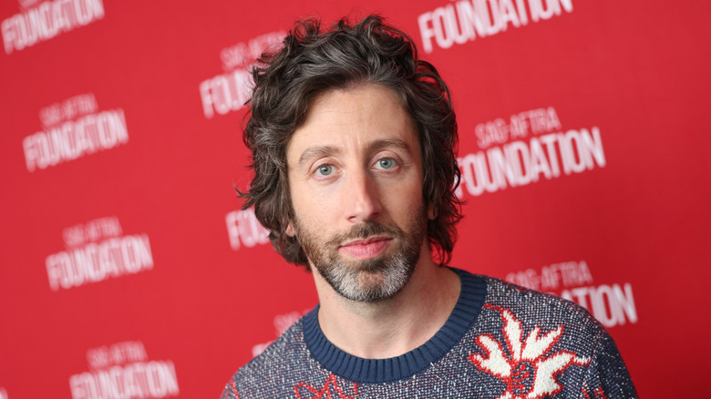 Simon Helberg posing for a photo in 2026