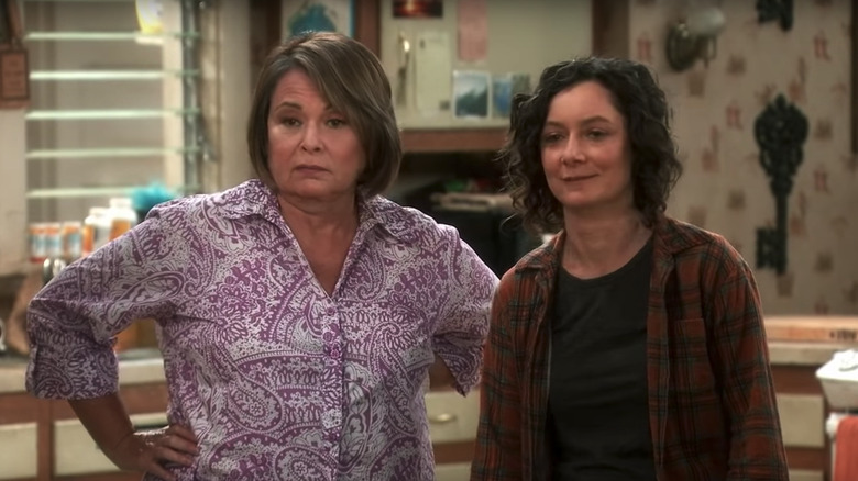 Rosanne Barr and Sara Gilbert in Rosanne
