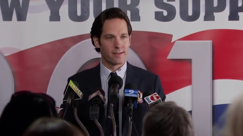 Paul Rudd as Bobby Newport