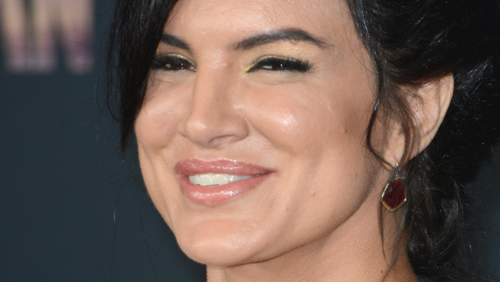 Twitter Mercilessly Roasts Gina Carano For Fumbling The Star Wars Bag