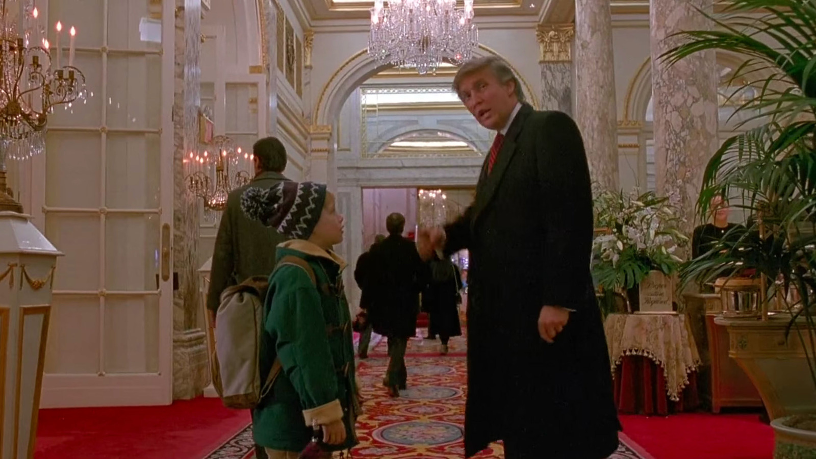 Get Donald Trump Home Alone 2 Scene Youtube