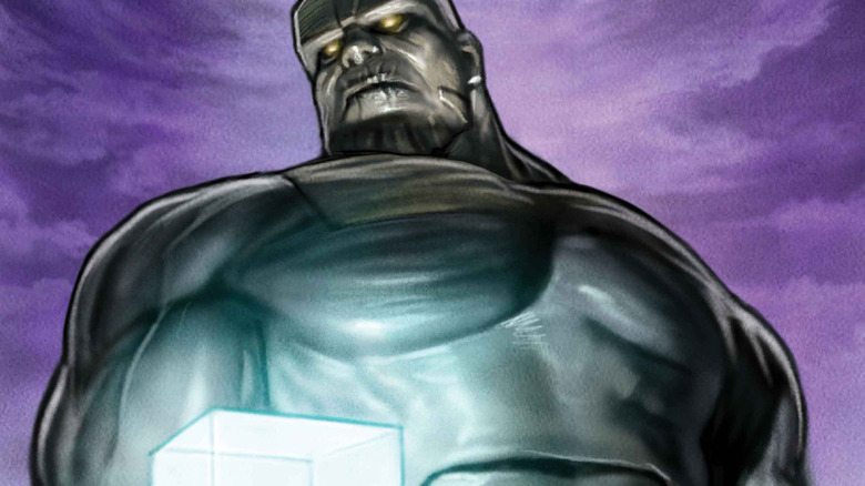 Ultimate Thanos holds the cosmic cube