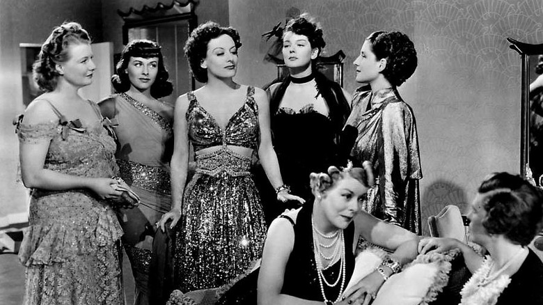 Joan Crawford addresses the women