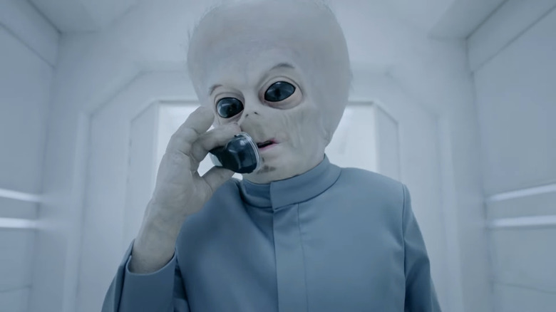 Jeff the Grey speaking on the phone in People of Earth