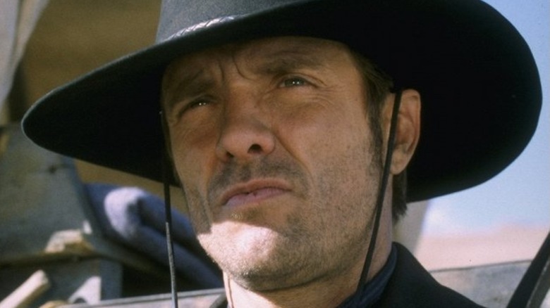 Chris Larabee squinting in the sun in The Magnificent Seven (1998-2000)