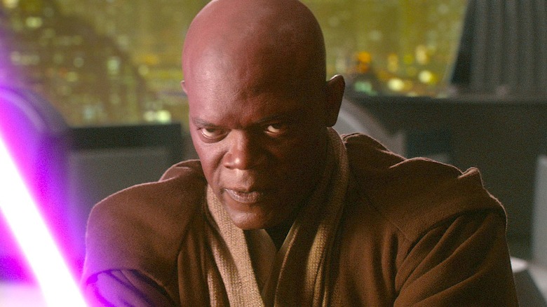 Mace Windu prepares for battle