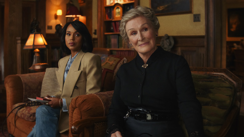 Vera and Martha sit on sofas in "Wake Up Dead Man: A Knives Out Mystery" (2025)
