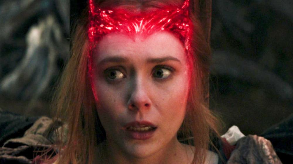 Elizabeth Olsen Scarlet Witch tiara WandaVision finale