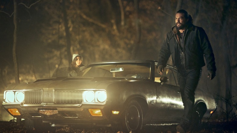 Jason Momoa walking
