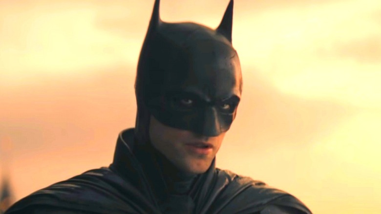 Batman talking to Catwoman in The Batman
