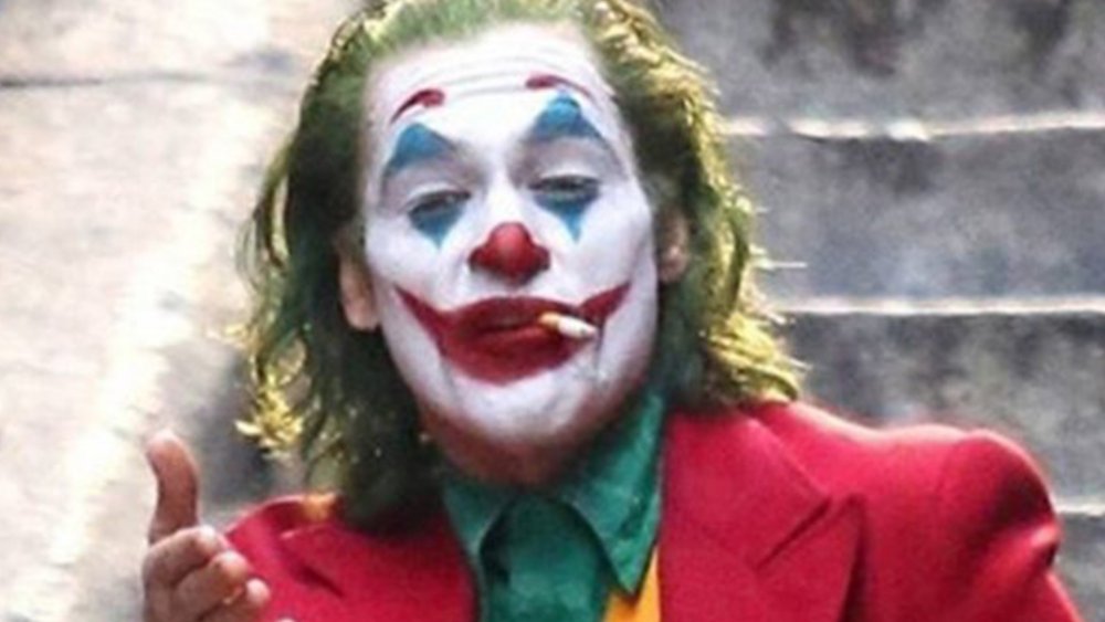 Joaquin Phoenix Joker smoking