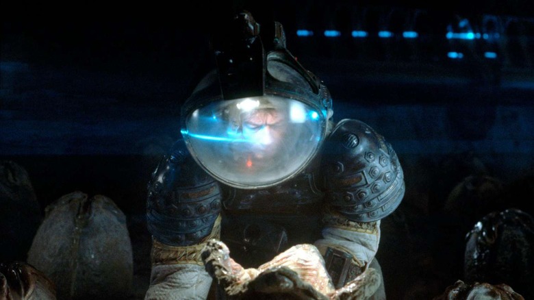 Alien egg opening