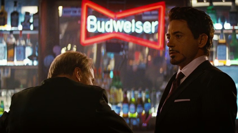 Tony Stark talking with Thaddeus Ross in The Incredible Hulk