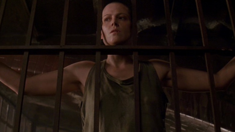 Ripley standing in prison cell in "Alien 3" (1992)