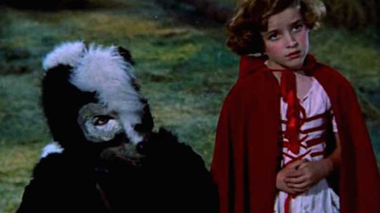 Santanon (l) and Maria Gracia in Little Red Riding Hood and the Monsters