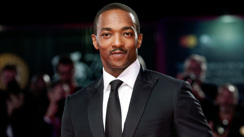Anthony Mackie smiling