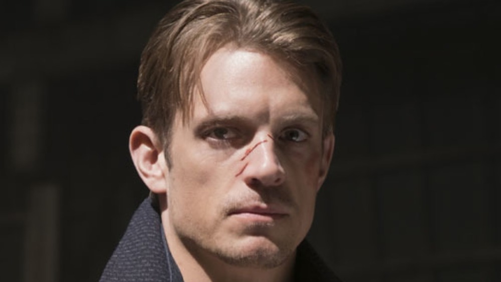 Joel Kinnaman Scar