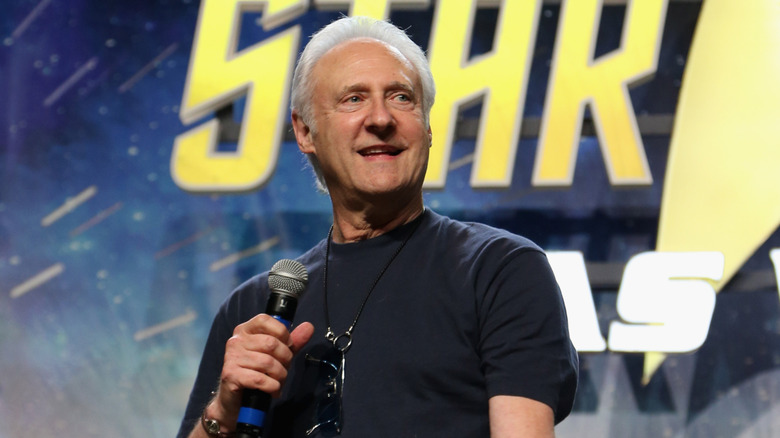 Brent Spiner holding microphone at the Star Trek convention (2018)