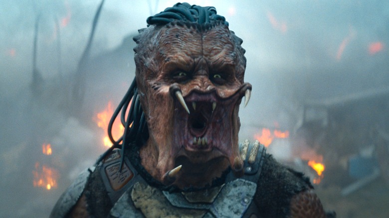 Dek screaming in Predator: Badlands