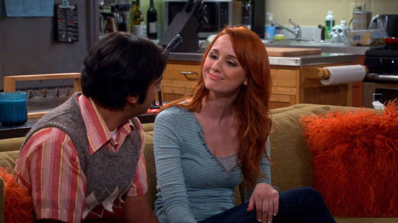 Emily and Raj talking on the couch in The Big Bang Theory