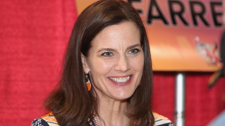 Terry Farrell smiling