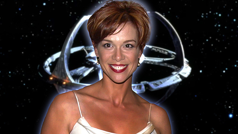 Chase Masterson smiling