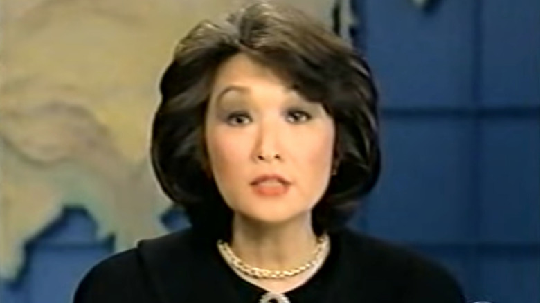 Connie Chung delivering news in 1995