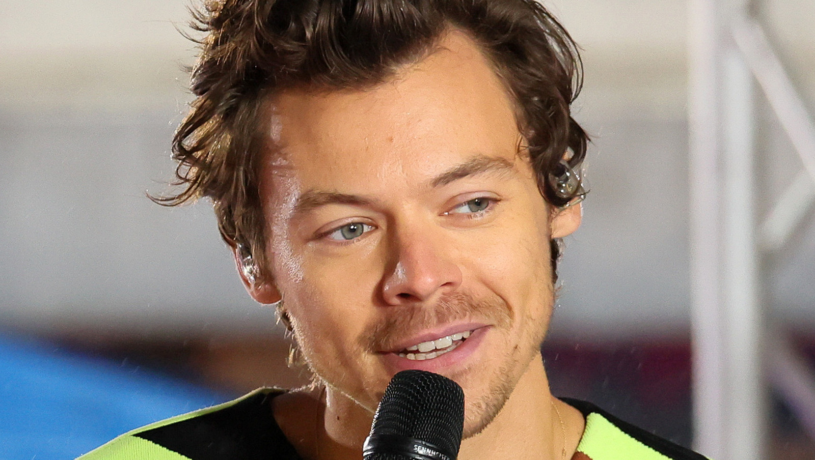 What Is The Song In Apple's New AirPods Commercial?