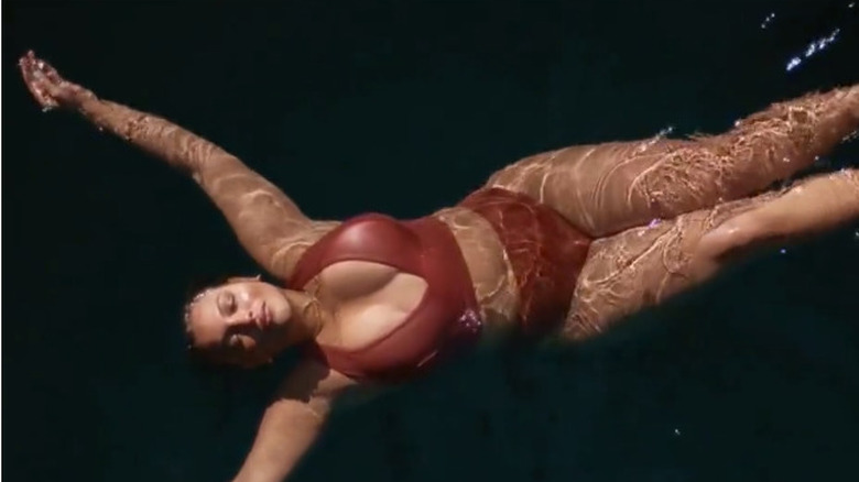 Paloma Elsesser H&M peacefully floating 