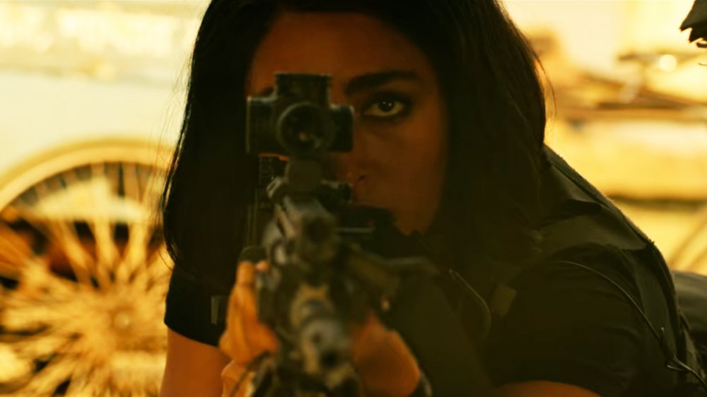 Golshifteh Farahani as Nik in Extraction