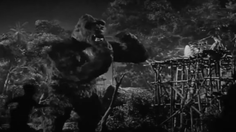 Kong with his fists up