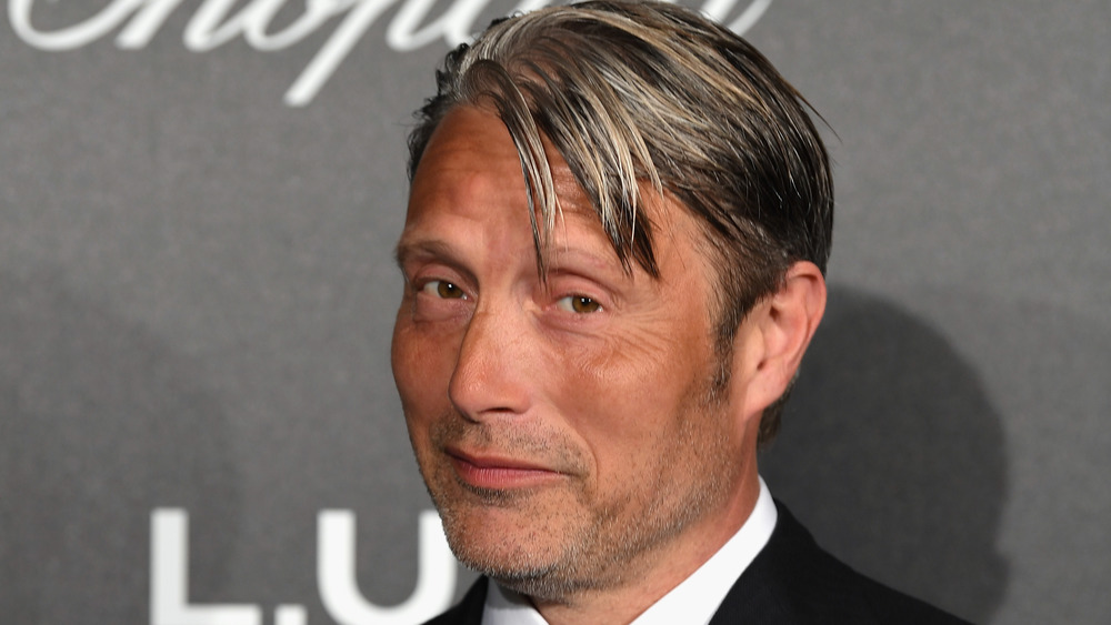 28 Reasons Why You Should Be Sexually Attracted To Mads Mikkelsen's  Cheekbones