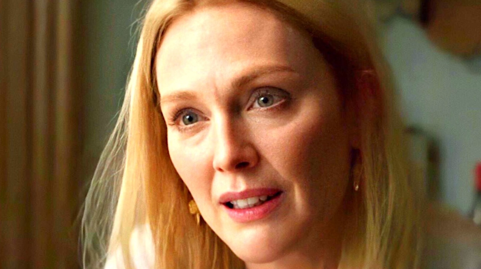 What Only Fans Of The Novel Know About The Woman In The Window