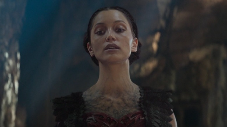 Nitara long neck