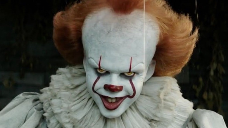 Bill Skarsgård Pennywise evil smile