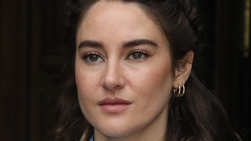 Shailene Woodley gold earrings