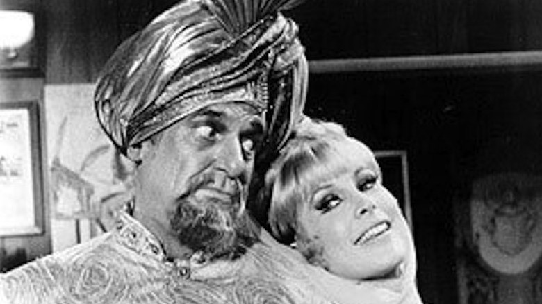 Jackie Coogan (l) and Barbara Eden