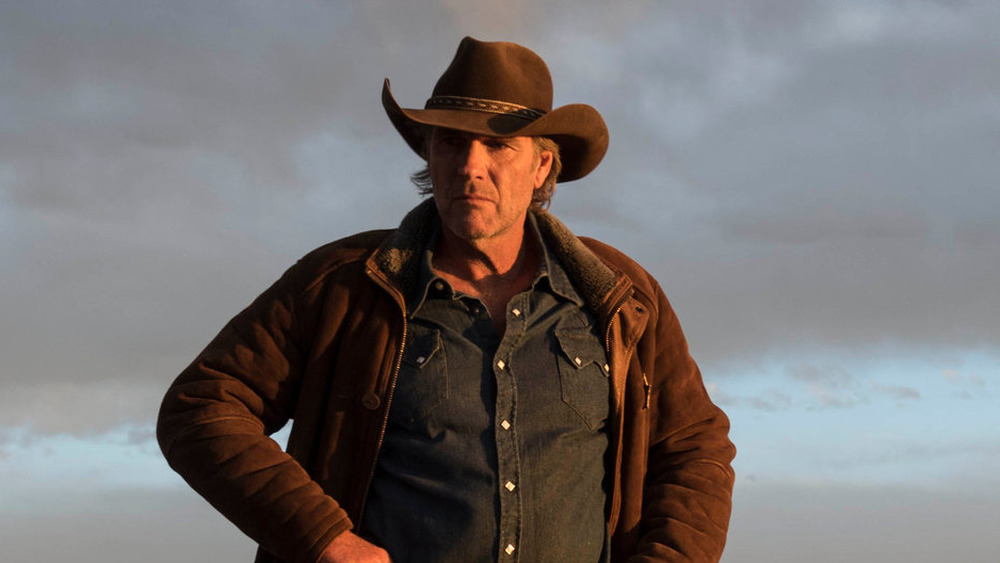 Sheriff Walt Longmire stands alone