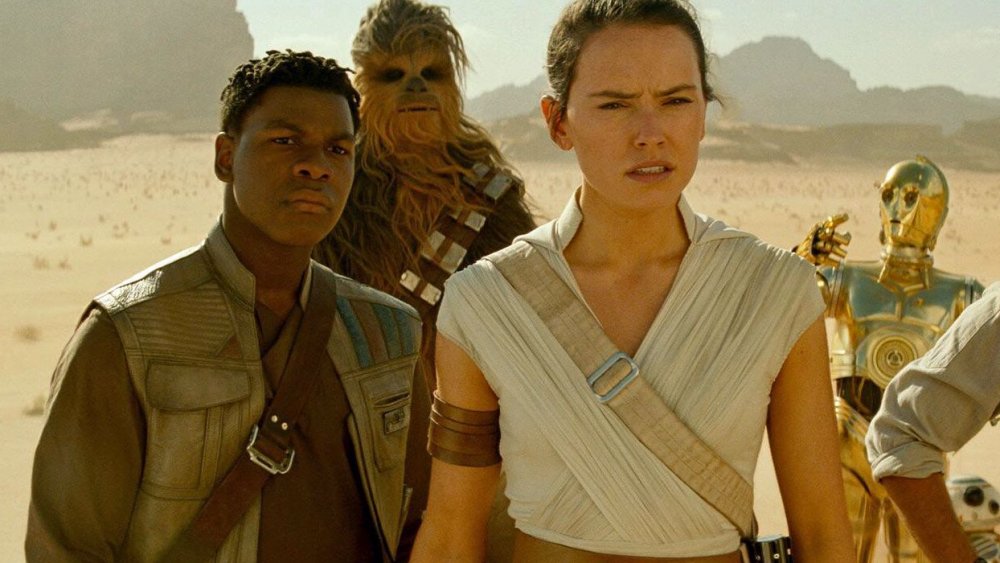 Daisy Ridley and John Boyega as Rey and Finn in Star Wars: The Rise of Skywalker