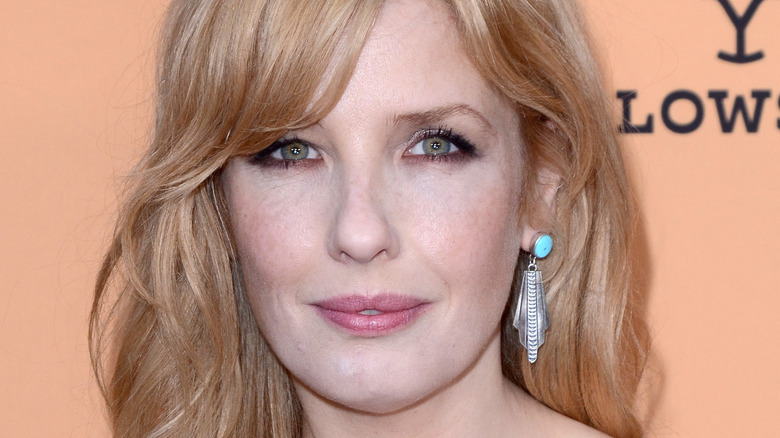 Kelly Reilly posing