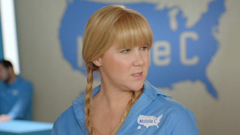 Amy Schumer character looking confused