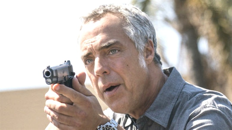 Harry Bosch pointing a gun