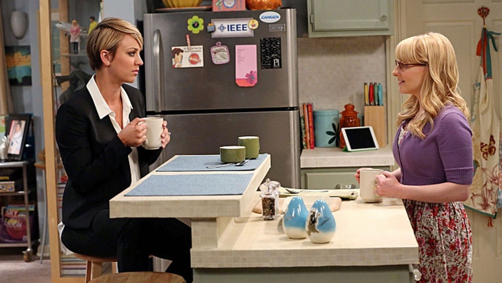 Penny speaking to Bernadette