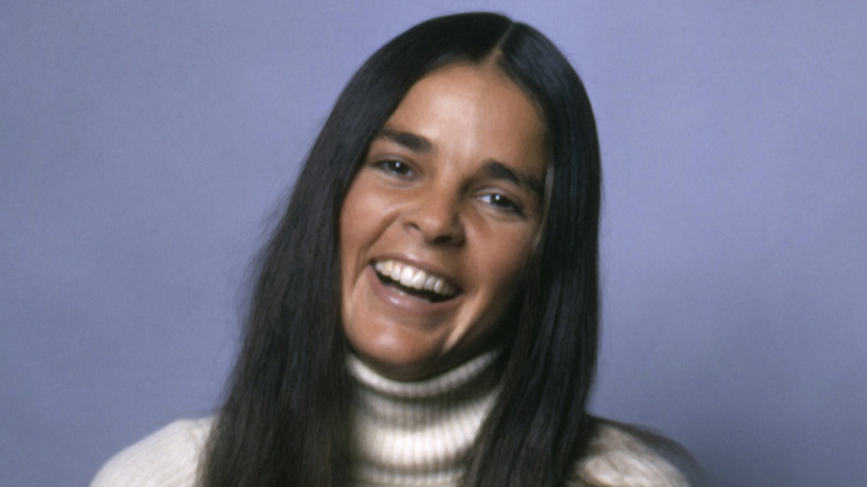 Ali MacGraw poses for a photo